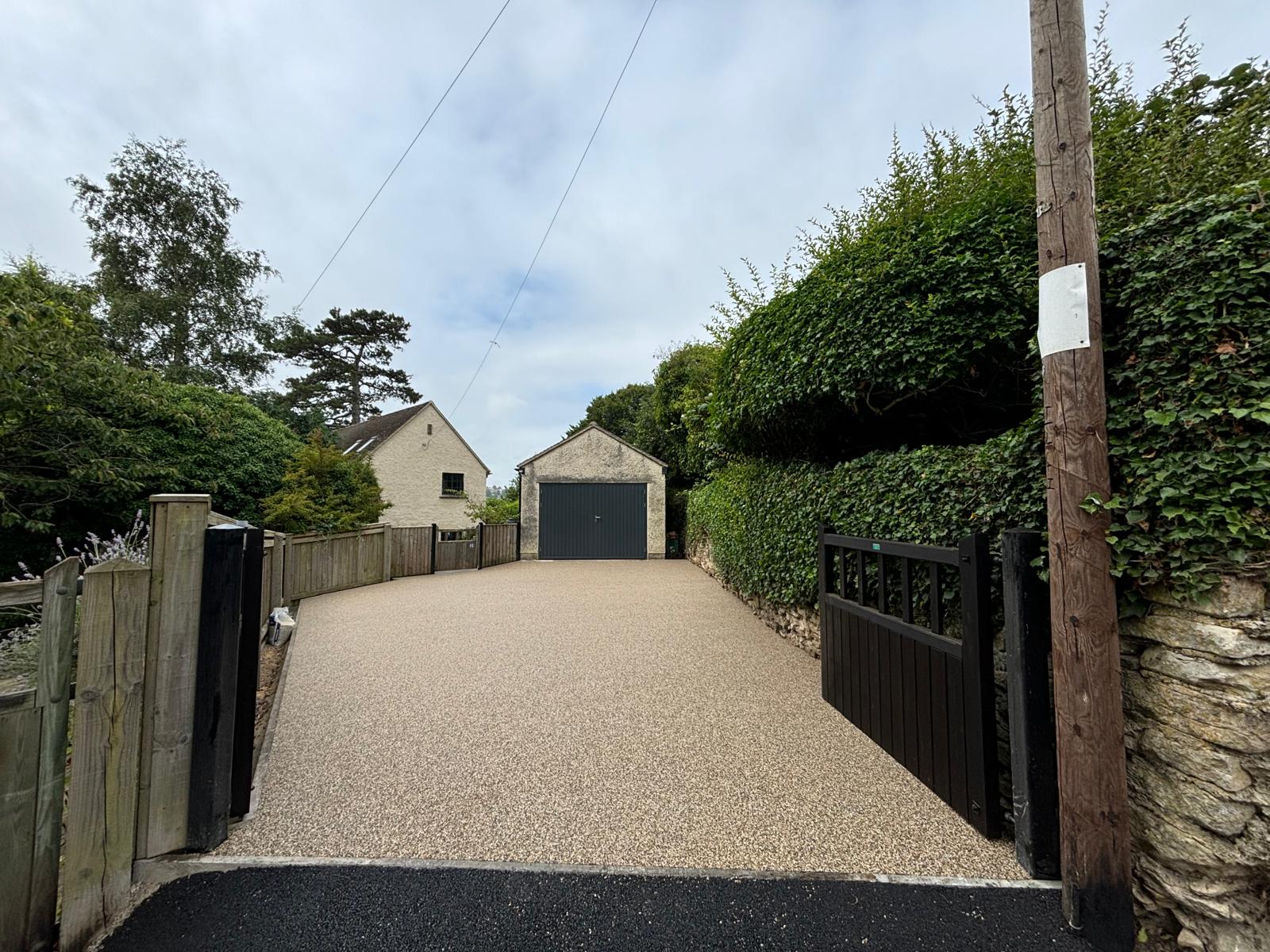 2024--premium-resin-bound-gravel--049.jpg